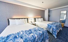 All Seasons Inn & Suites